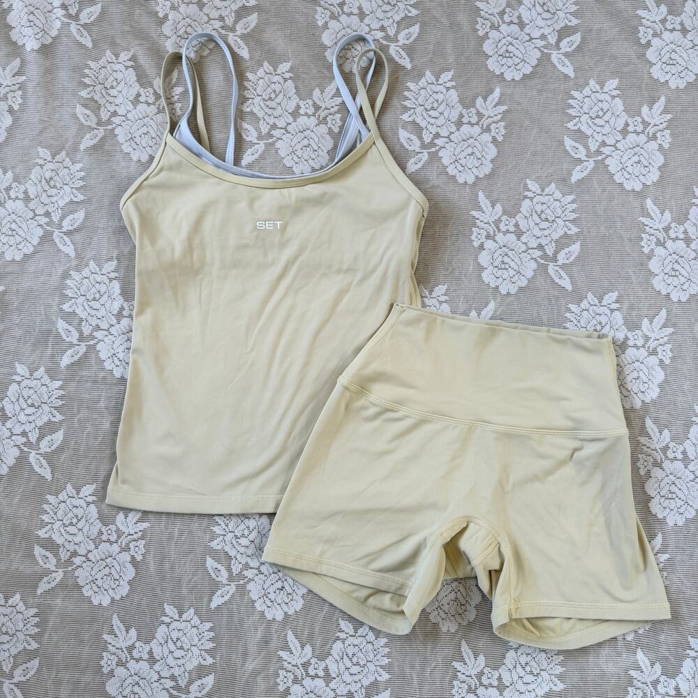 SET Active Butter Yellow Tank & Shorts Set Size S